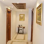 Lalinn Deluxe Hotel 3*