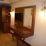 Lalinn Deluxe
