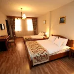 Lalinn Deluxe 3* Istanbul