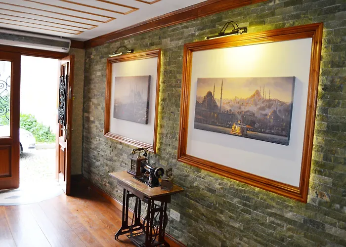 Lalinn Deluxe Ξενοδοχείο 3*