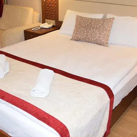Lalinn Deluxe Hotel